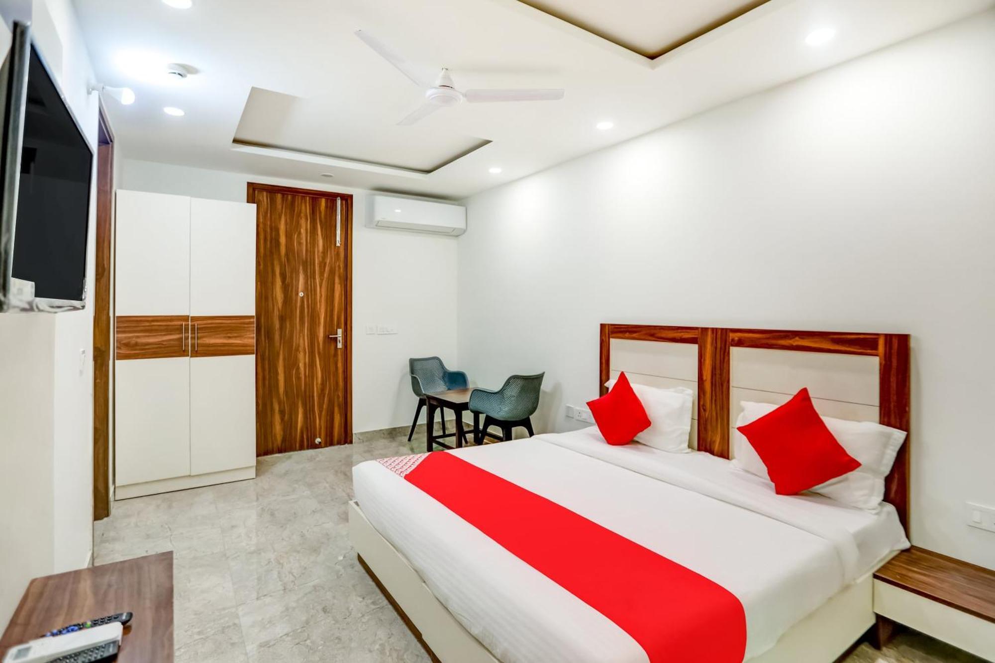 Flagship Happy Inn Delhi  Exterior photo